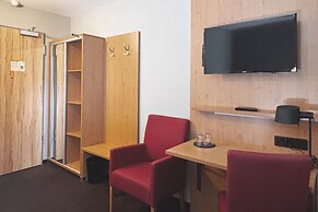 Garner Hotel Stuttgart - Zuffenhausen by IHG