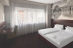Garner Hotel Stuttgart - Zuffenhausen by IHG
