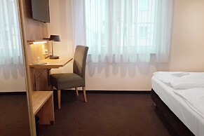 Garner Hotel Stuttgart - Zuffenhausen by IHG