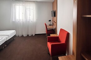 Garner Hotel Stuttgart - Zuffenhausen by IHG