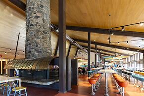 Canyon Lodge & Cabins - Inside the Park