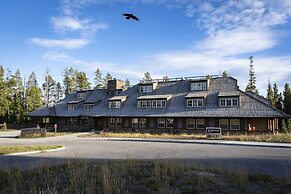 Canyon Lodge & Cabins - Inside the Park