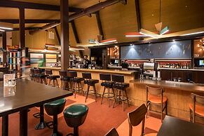 Canyon Lodge & Cabins - Inside the Park