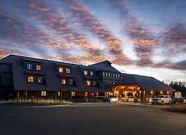 Canyon Lodge & Cabins - Inside the Park