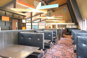 Canyon Lodge & Cabins - Inside the Park