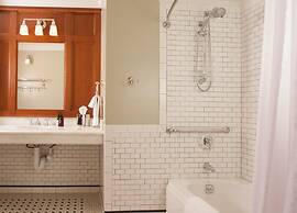 Lake Yellowstone Hotel & Cabins - Inside the Park