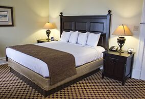 Lake Yellowstone Hotel & Cabins - Inside the Park