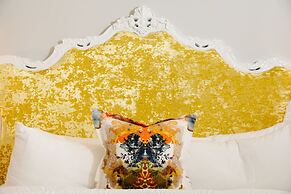 Grand Bohemian Charleston, Autograph Collection