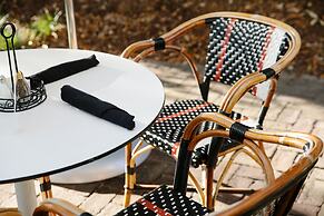 Grand Bohemian Charleston, Autograph Collection