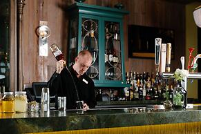 Grand Bohemian Charleston, Autograph Collection