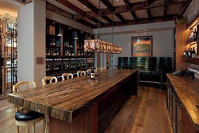 Grand Bohemian Charleston, Autograph Collection