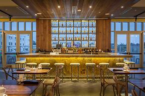 Grand Bohemian Charleston, Autograph Collection