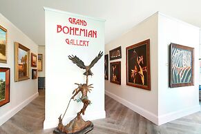 Grand Bohemian Charleston, Autograph Collection