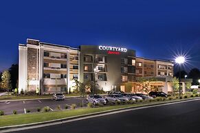 Courtyard Hot Springs