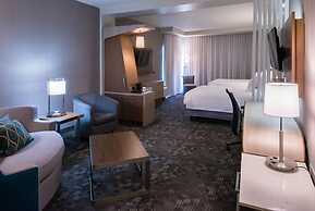 Courtyard Hot Springs