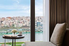 Mövenpick Hotel Istanbul Golden Horn