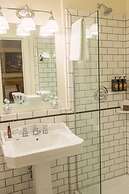 Lake McDonald Lodge - Inside the Park