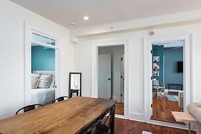 The Quarters on Spring