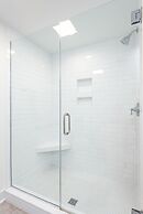 The Quarters on Spring