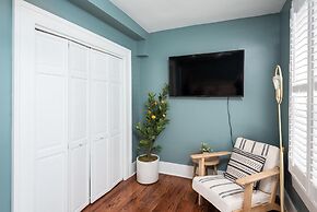 The Quarters on Spring