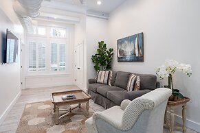 The Quarters on Spring