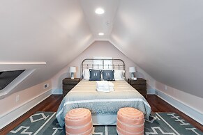 The Quarters on Spring