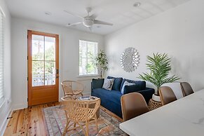 The Quarters on Spring