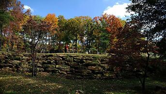 Bright's Creek Lodge