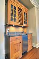 Bright's Creek Lodge