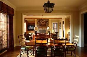 Bright's Creek Lodge