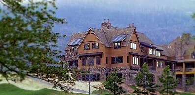 Bright's Creek Lodge