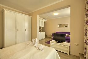 White Rock Castle Suite Hotel & SPA