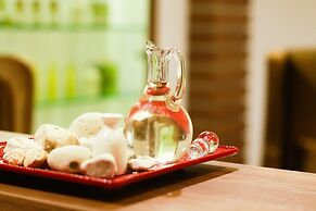 White Rock Castle Suite Hotel & SPA