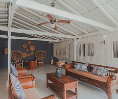 Hotel San Luis Beach House