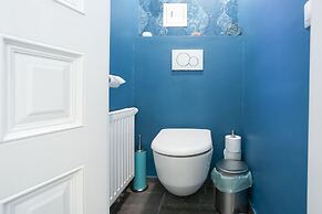 Pink Grapefruit City Condo