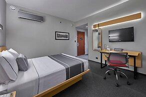 City Express Plus by Marriott Monterrey Nuevo Sur