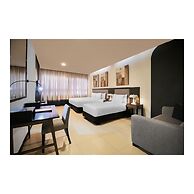 Summit Hotel Magnolia