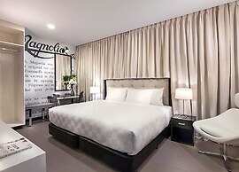 Summit Hotel Magnolia