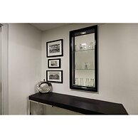 Summit Hotel Magnolia