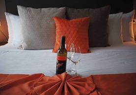 The Upperhouse Hotel – Boutique Stay with City & River Views