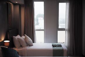 The Upperhouse Hotel – Boutique Stay with City & River Views