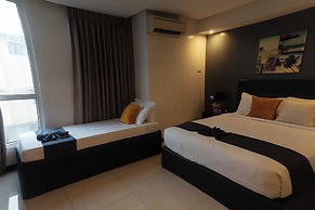 The Upperhouse Hotel – Boutique Stay with City & River Views