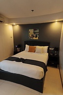 The Upperhouse Hotel – Boutique Stay with City & River Views