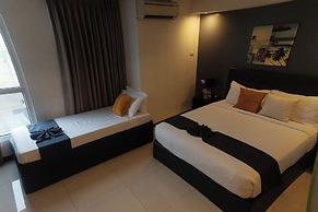 The Upperhouse Hotel – Boutique Stay with City & River Views