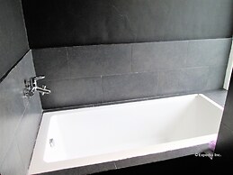 Upperhouse Hotel Formerly Pacifico Boutique by Hiverooms