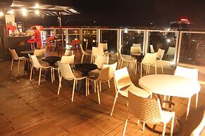 Upperhouse Hotel Formerly Pacifico Boutique by Hiverooms