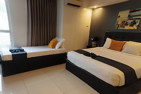 The Upperhouse Hotel – Boutique Stay with City & River Views