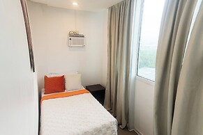 The Upperhouse Hotel – Boutique Stay with City & River Views