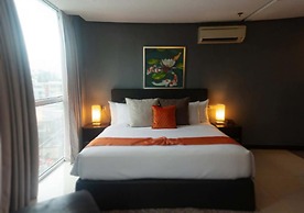 The Upperhouse Hotel – Boutique Stay with City & River Views