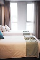 The Upperhouse Hotel – Boutique Stay with City & River Views